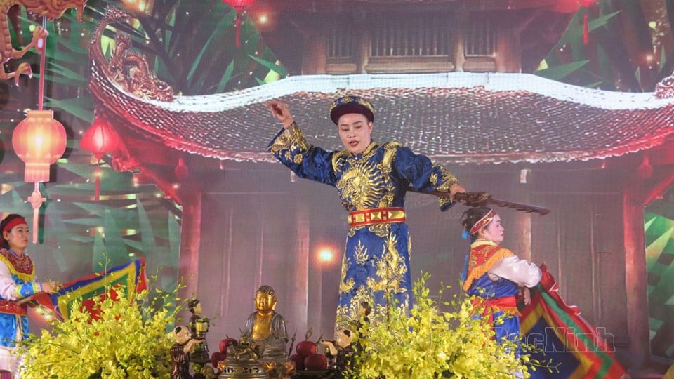 Bac Ninh immediately corrects illegal spirit medium activities