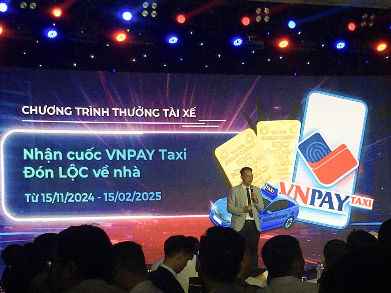 Lần đầu tiên hơn 200 hãng taxi, đơn vị nền tảng đồng hành cùng VNPAY Taxi