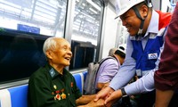 Besondere Gäste der U-Bahn Nummer 1 in Ho-Chi-Minh-Stadt