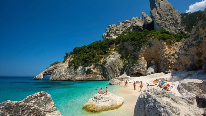 Strand von Cala Goloritze. Foto: Alamy