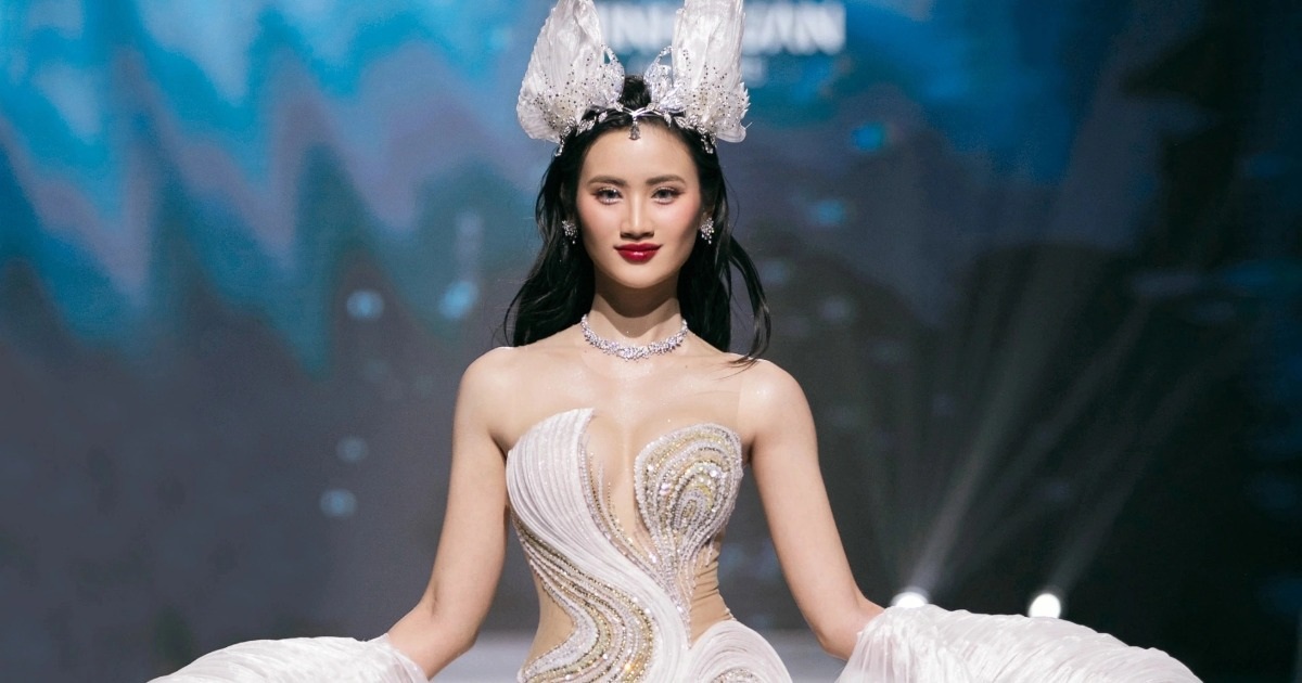 Miss Ý Nhi appears sexy, becomes vedette after publicly going under the knife