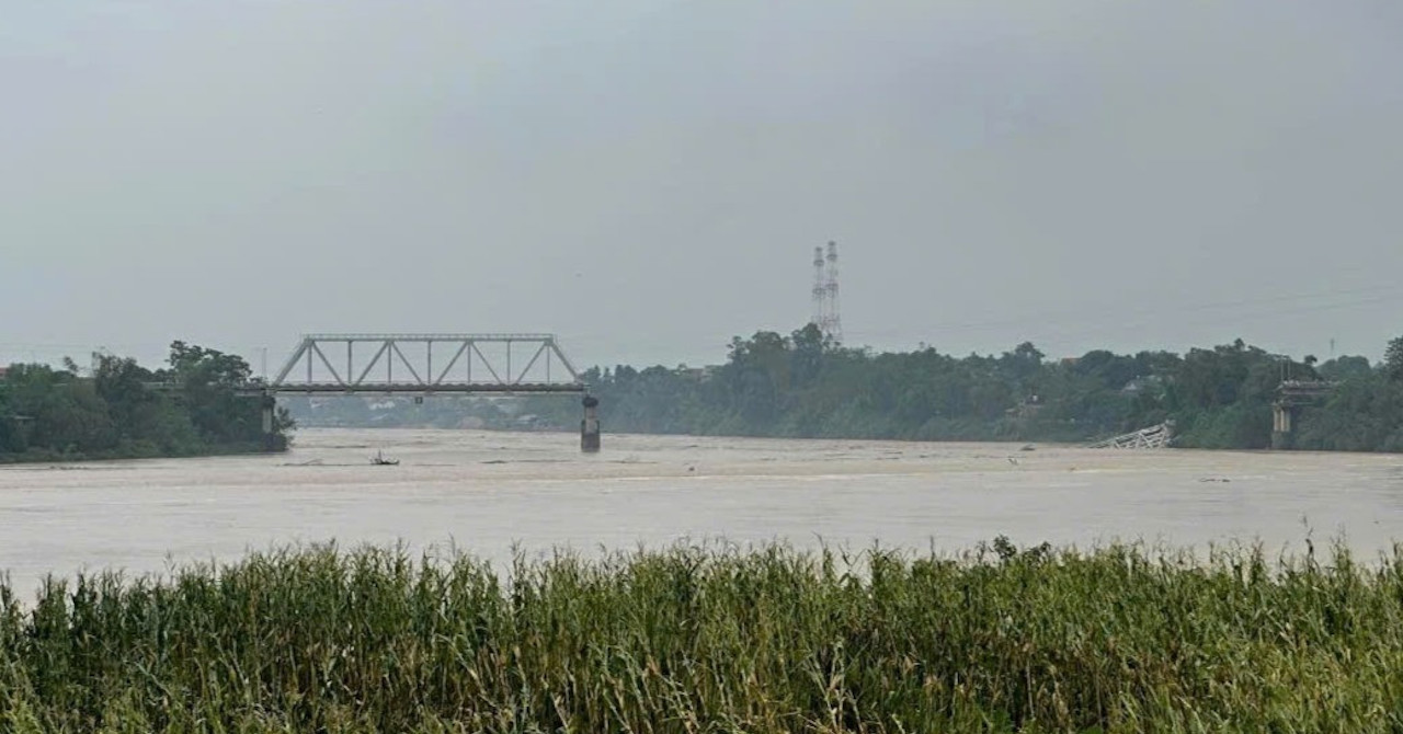 Dringender Bau einer neuen Phong-Chau-Brücke