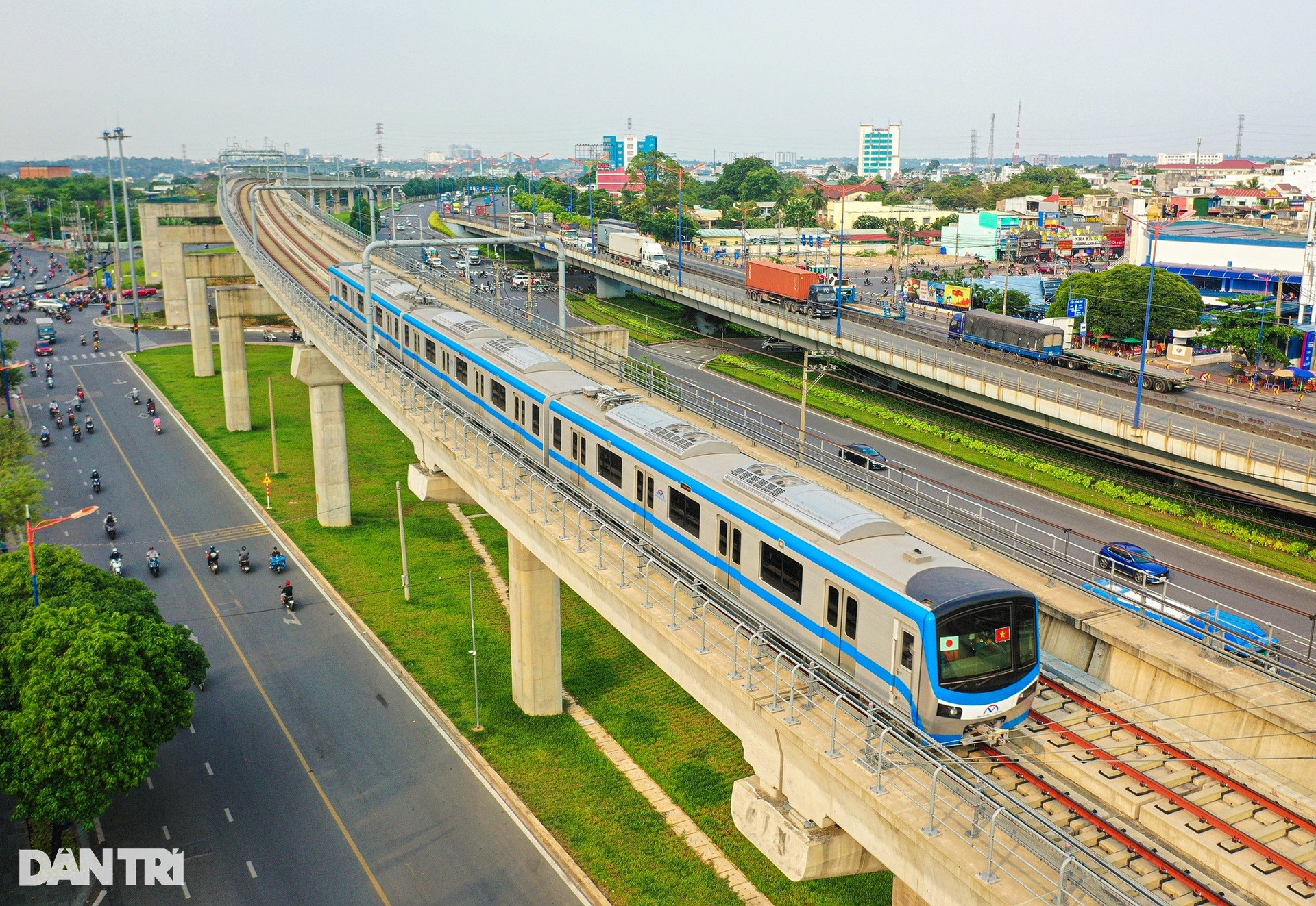 The only two female metro train drivers in Hanoi and Ho Chi Minh City photo 16