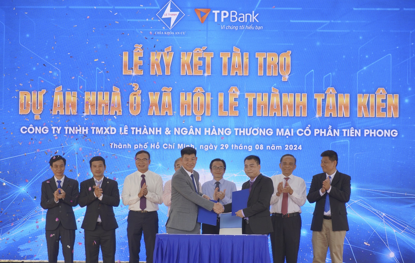 TPBank supports phase 1 of the project of nearly 1,500 social housing units in the west of Saigon, image 2