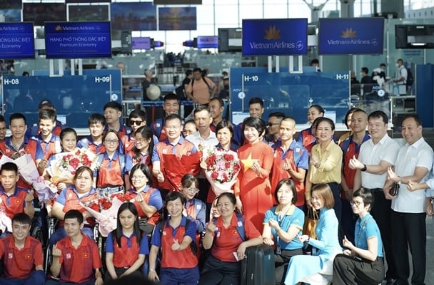 Đoàn thể thao người khuyết tật Việt Nam lên đường tham dự ASEAN Para Games 12