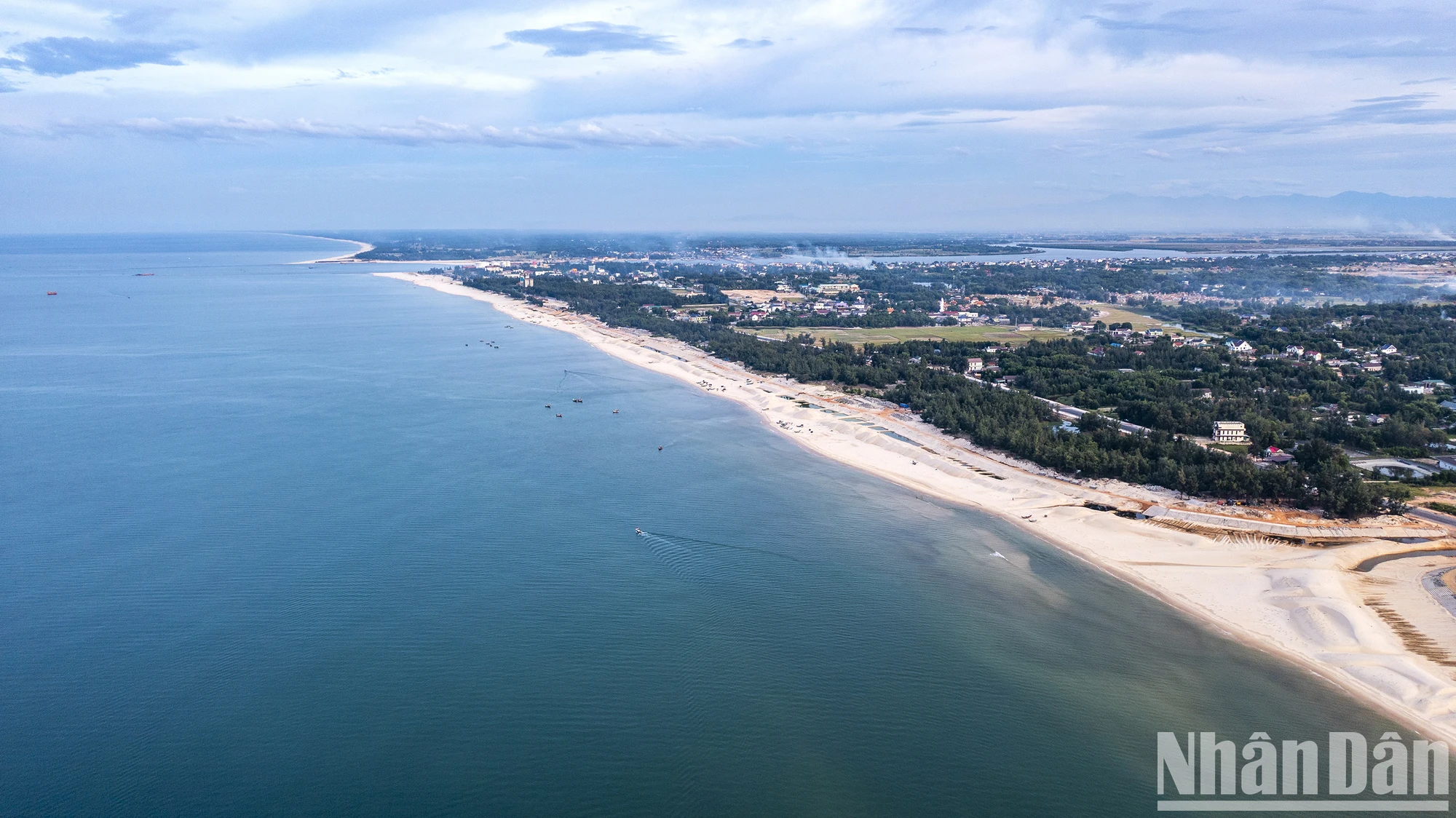 [Foto] Wunderschöne Strände von Quang Tri, die Touristen nicht verpassen sollten Foto 1