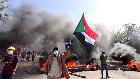 Fighting in Sudan "heats up" again