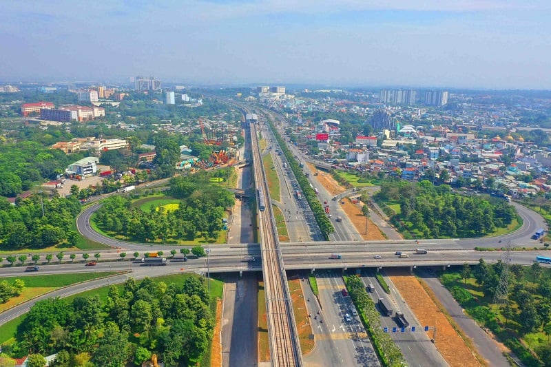 Hô Chi Minh-Ville espère collecter 152,682 milliards de VND grâce aux ventes aux enchères de terrains autour des stations de métro.