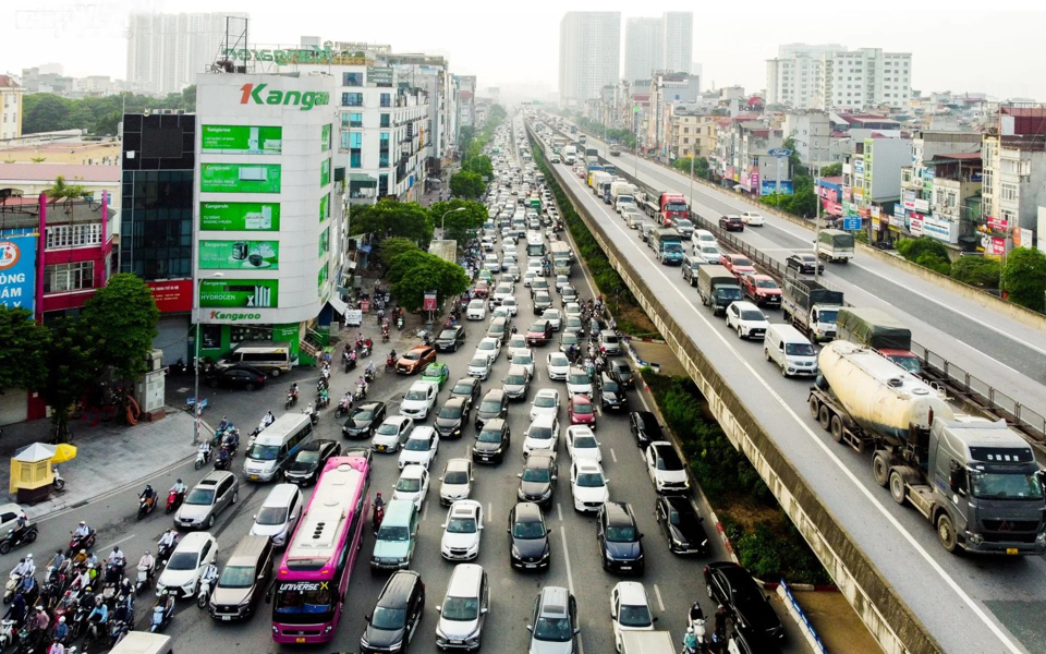 Hà Nội: Đội phản ứng nhanh sẽ sửa ngay các nút đèn gặp trục trặc kỹ thuật- Ảnh 1.