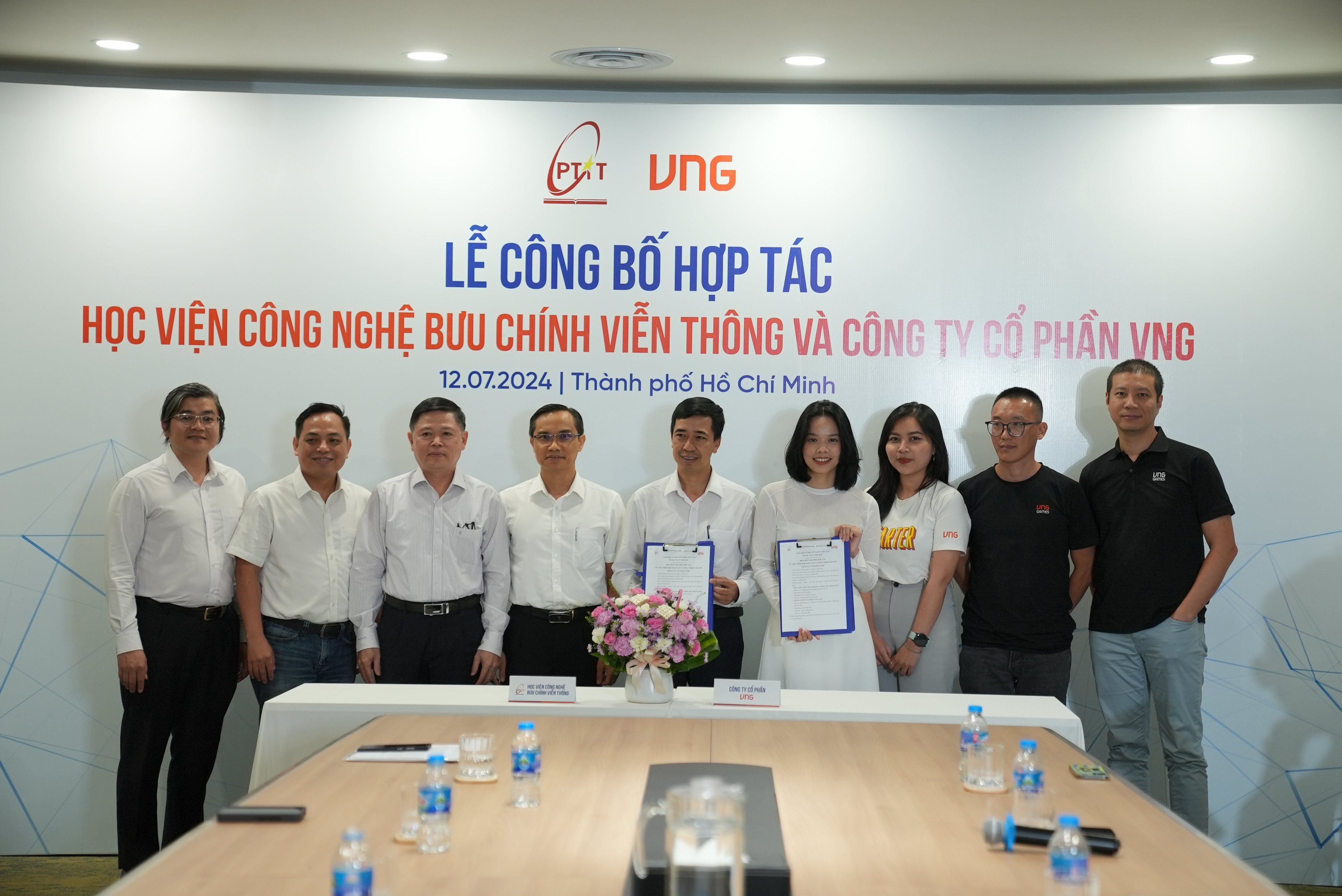 VNG signe un accord de coopération avec PTIT et s'engage à former des ressources humaines pour l'industrie du jeu vietnamienne