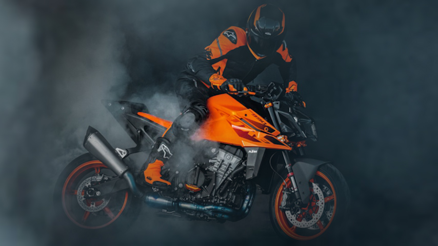 KTM 990 Duke 2024, nuevo modelo para aficionados a las motos naked (imagen 4)