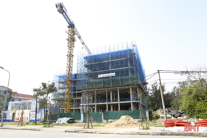 More modern accommodations at Ha Tinh beach