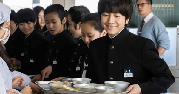 El almuerzo escolar se convierte en una alegría para los estudiantes japoneses