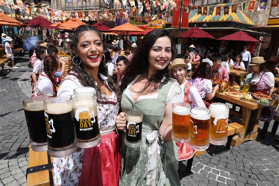 Đà Nẵng: Du khách say mê với Lễ hội Bia B’estival từ sáng đến đêm trên đỉnh Bà Nà - Ảnh 2.