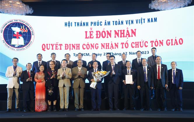 Nhất quán, ưu việt trong tự do tôn giáo