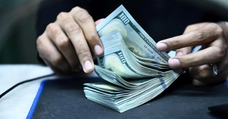 Se prevé que el dólar siga debilitándose