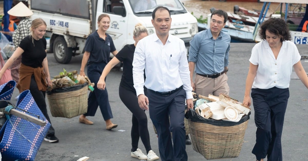 เปิดตัวโครงการต่อต้านมลพิษพลาสติกในแม่น้ำของเวียดนาม