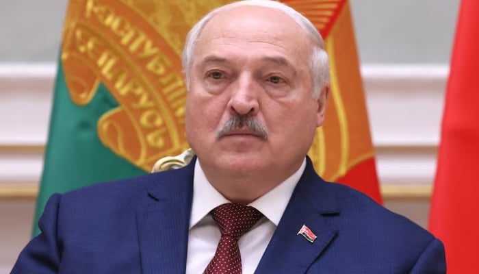 Lukashenko nói Ukraine triển khai 120.000 nghìn quân tới biên giới Belarus