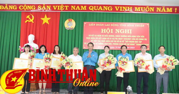 Tuyên dương 20 tập thể, cá nhân trong học tập và làm theo Bác