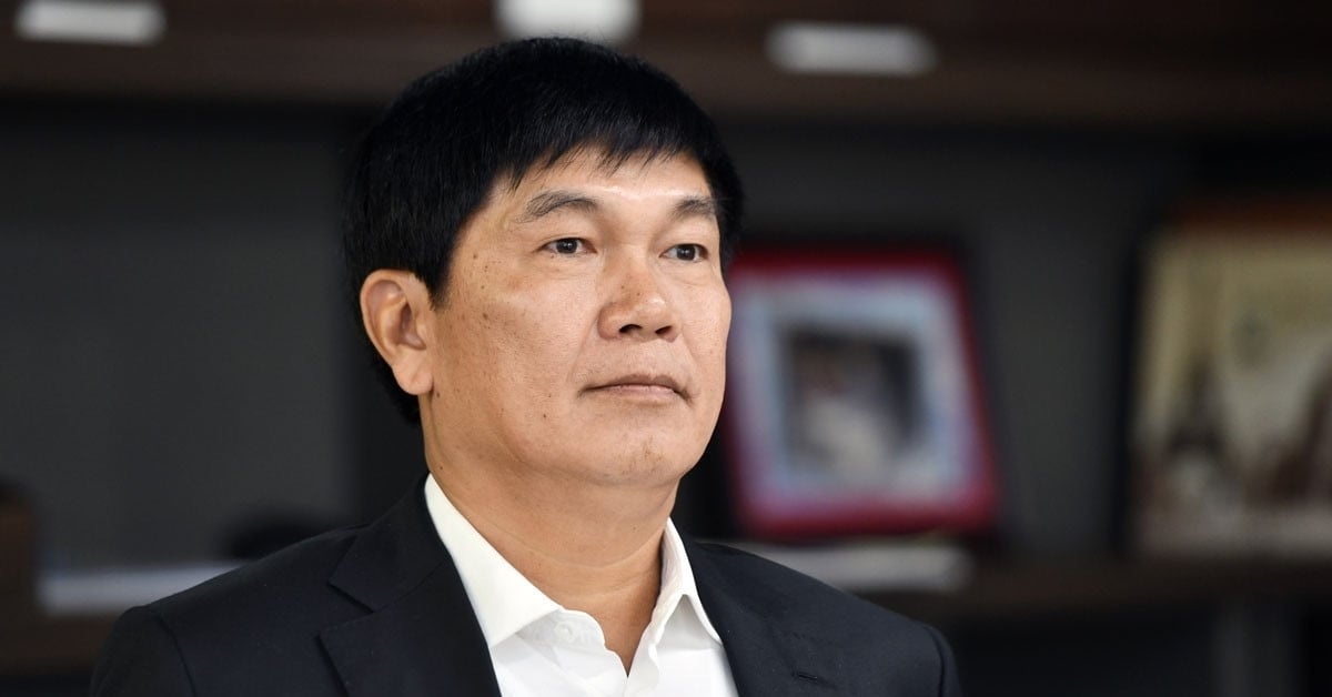 Vietnamese tycoon holds billions of dollars in cash, ready to pour into huge projects