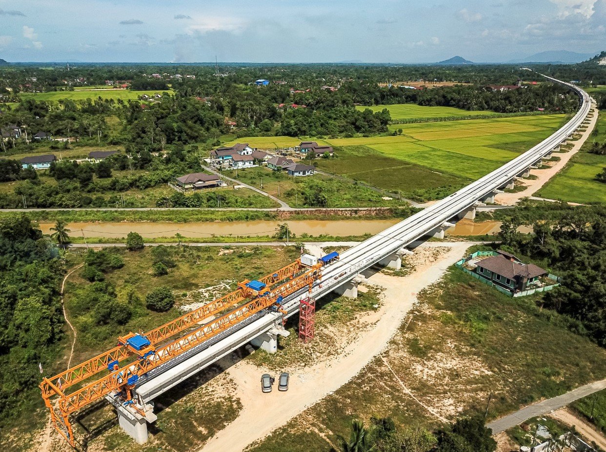 Monde – La Chine réduit fortement ses investissements en Asie du Sud-Est (figure 2).