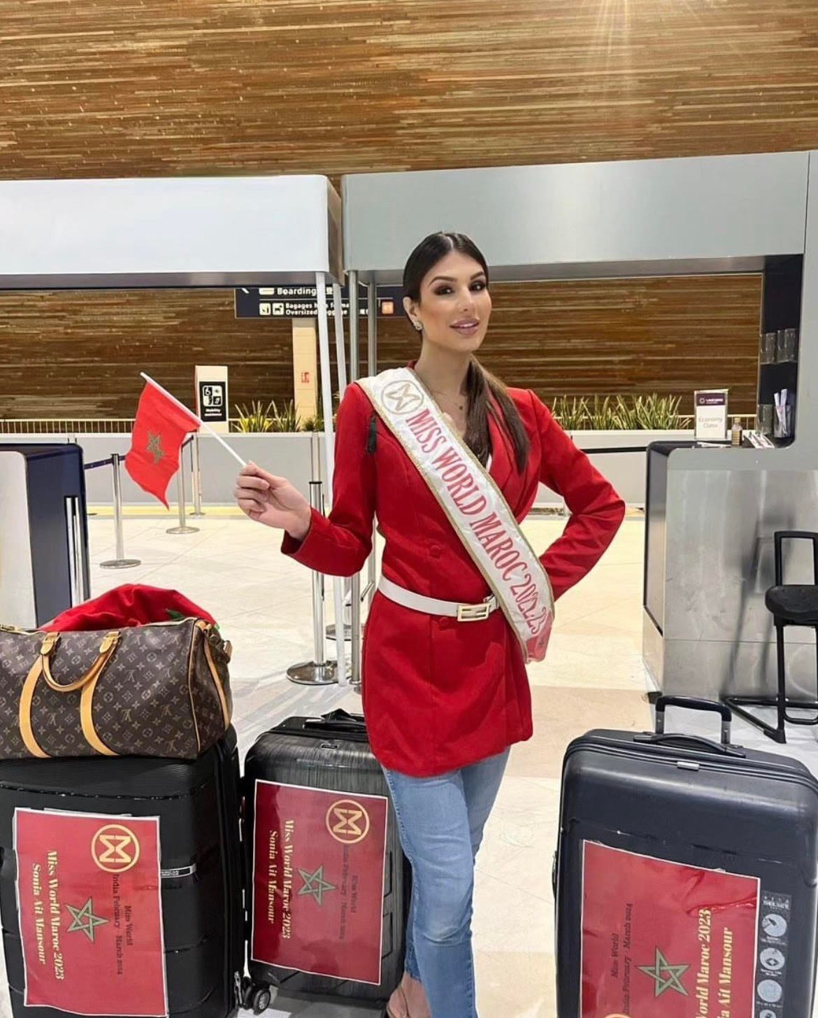 Hoa hậu Mai Phương vừa đến Ấn Độ thi Miss World lần thứ 71, dàn đối thủ 