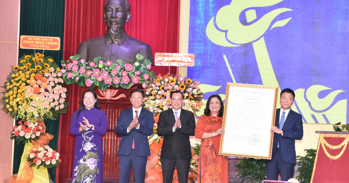 Ben Tre célèbre le 125e anniversaire de la fondation de la province