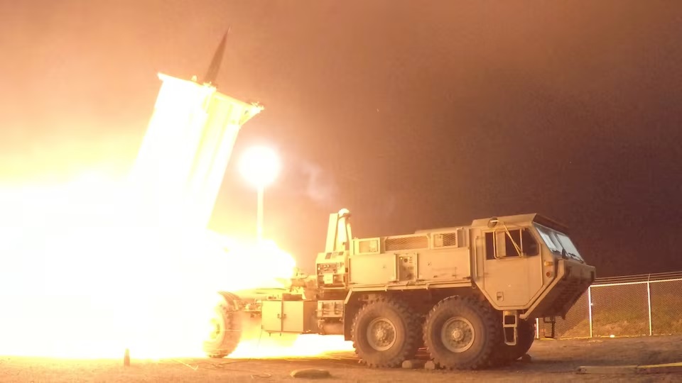 Les États-Unis enverront des systèmes antimissiles et militaires à Israël pour protéger ses alliés. Image 1