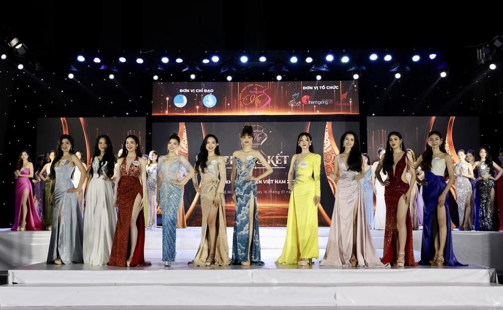 Candidates in the top 10 of the Miss Vietnam Student 2023 contest. (Photo: Hong Giang/VNA)