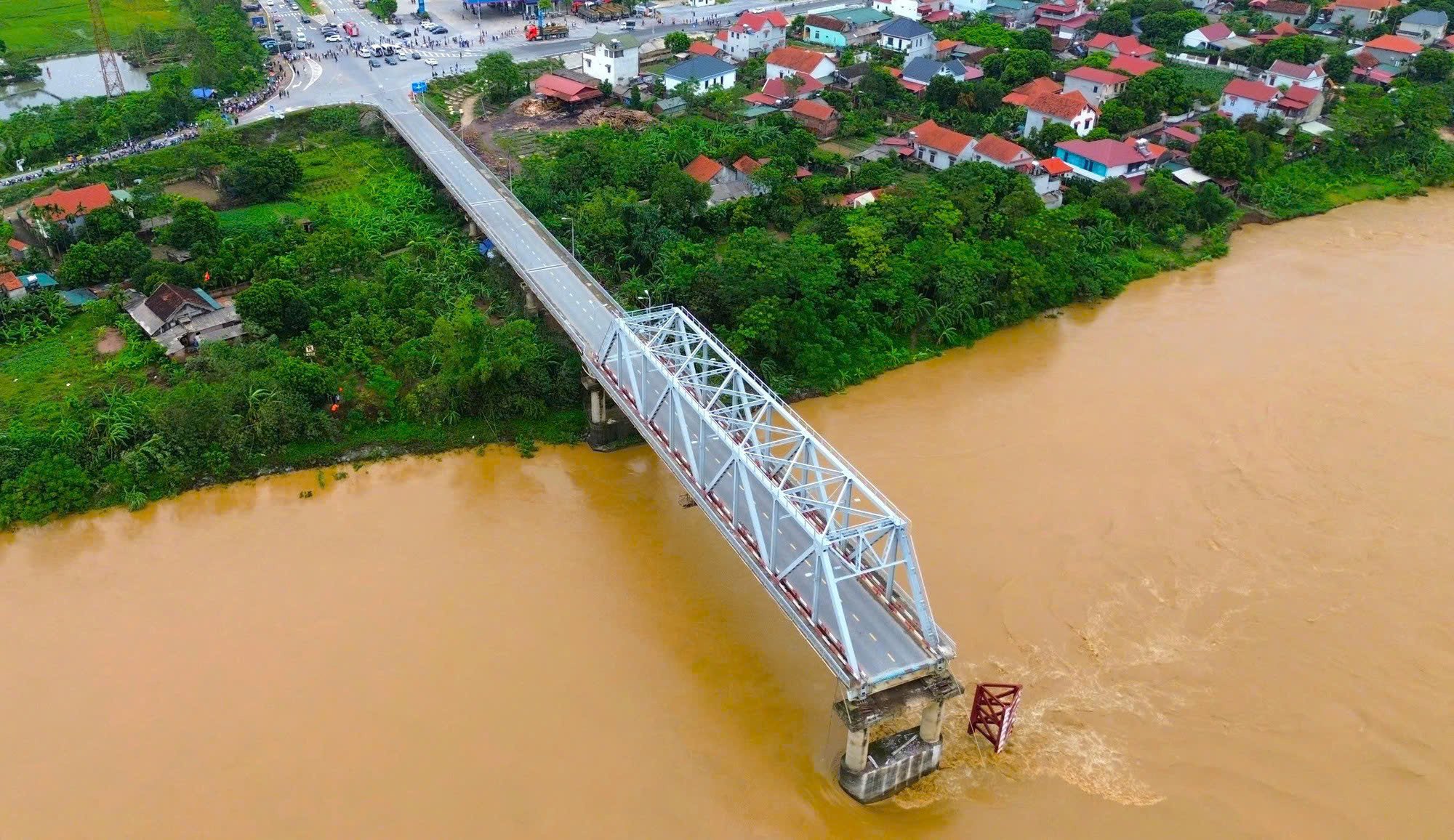 Hơn 635 tỷ đồng đầu tư cầu Phong Châu mới- Ảnh 1.