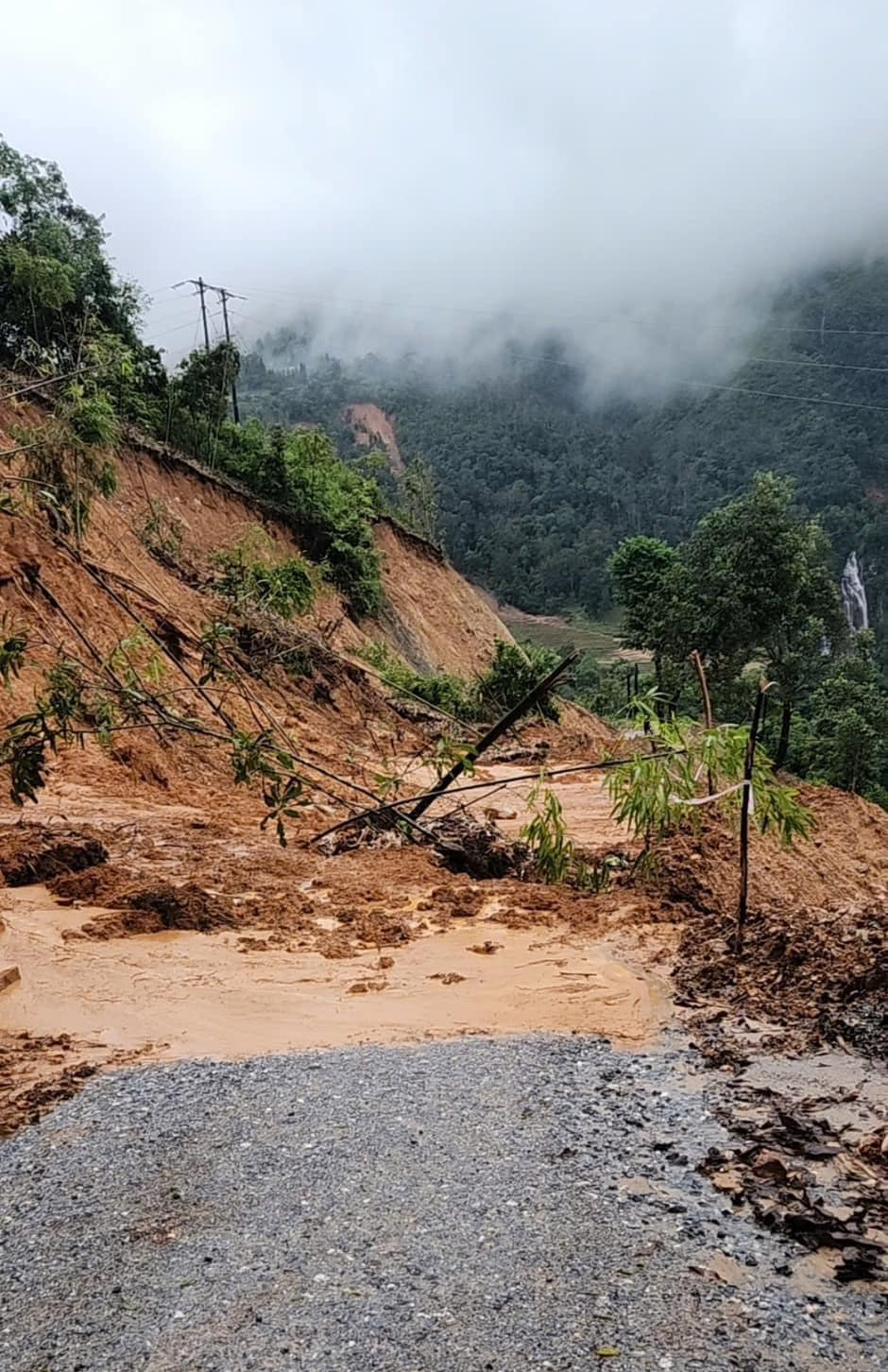 A landslide in Bat Xat district.