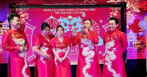 Hoai Linh, Huu Quoc, Binh Tinh and artists gather to celebrate 7 years of Huynh Long troupe's prosperity