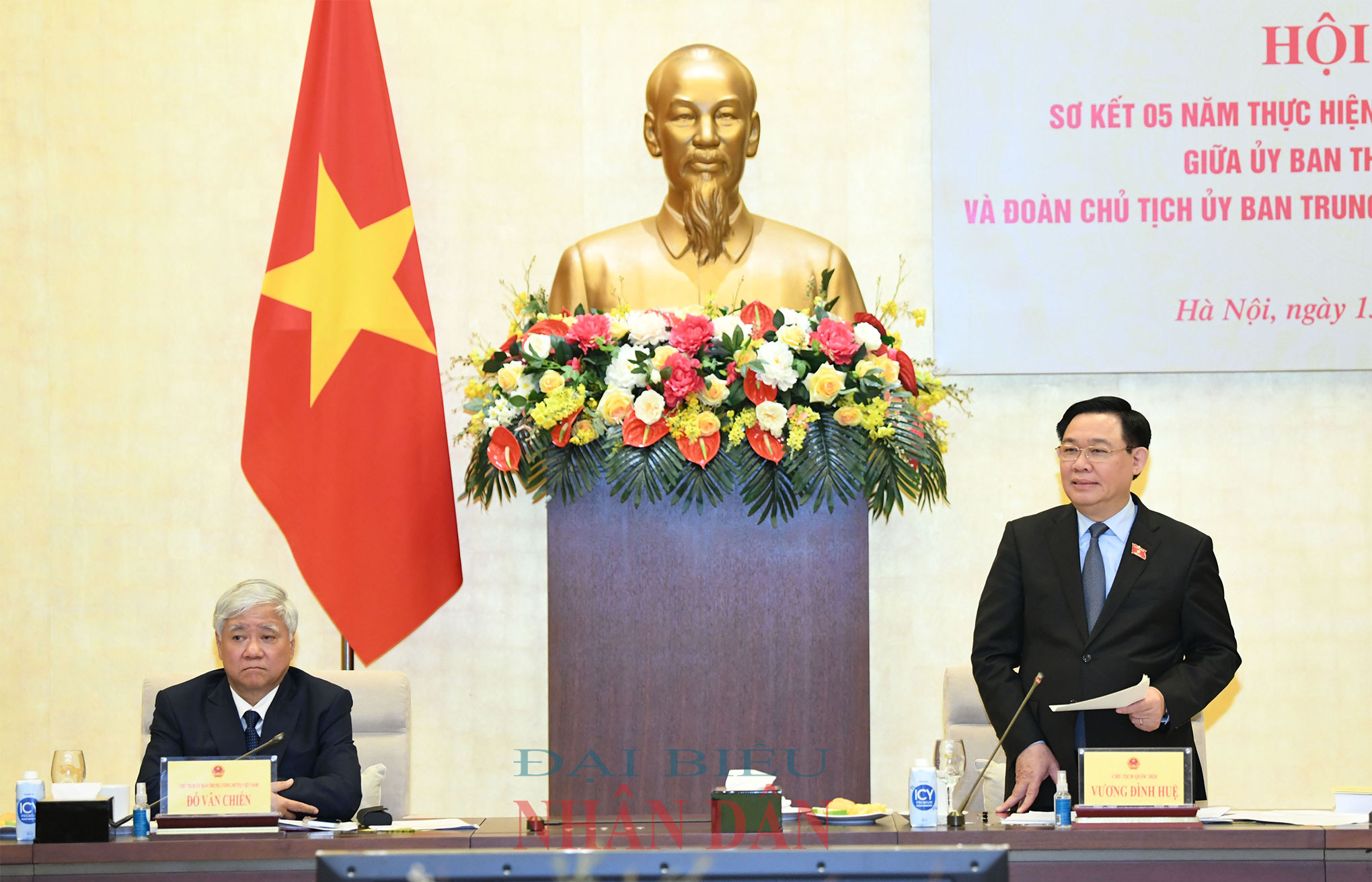 Vorsitzender der Nationalversammlung, Vuong Dinh Hue: Förderung der Demokratie und enge Koordinierung, damit jede Entscheidung der Nationalversammlung wirklich dem Land und dem Volk zugutekommt -0