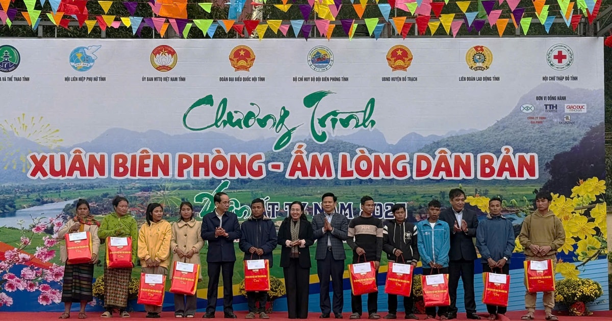 ខេត្ត Quang Binh៖ ប្រជាជន Ma Coong និង Arem ចូលរួម "និទាឃរដូវព្រំដែន"