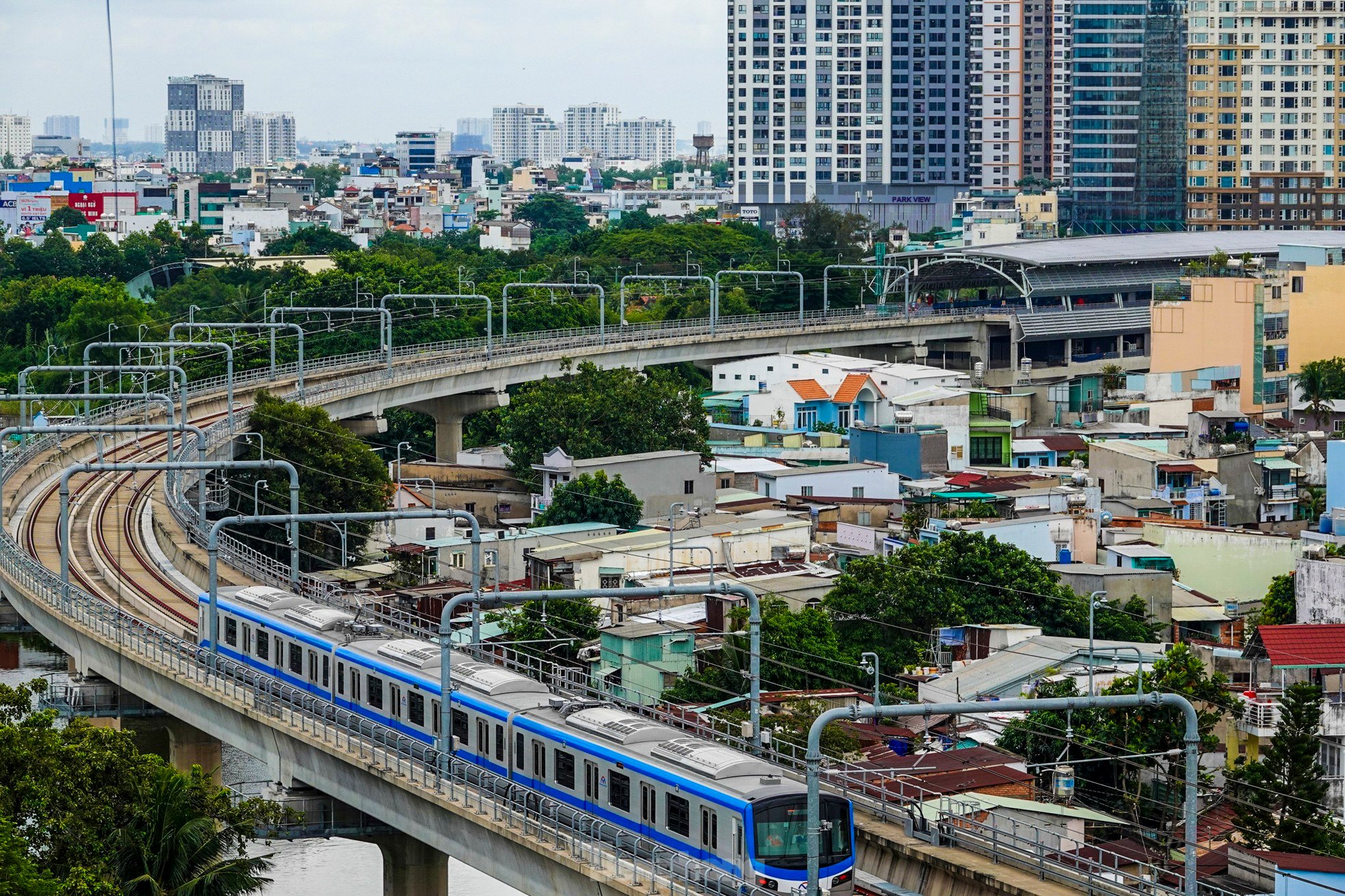 Nhìn trên cao toàn tuyến metro số 1 Bến Thành - Suối Tiên ảnh 7