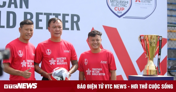 The 3 famous players who won the AFF Cup 2008 train football for young players