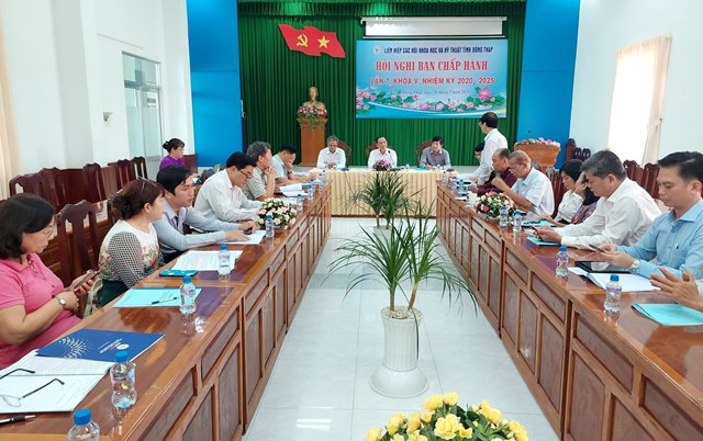 Đẩy mạnh áp dụng tiến bộ khoa học kỹ thuật vào thực tiễn sản xuất và đời sống