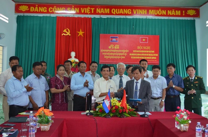 ดัก ลัก-มณฑลคีรี: การทูตประชาชนรักษามิตรภาพ Đắk Lắk - Mondulkiri: Đối ngoại nhân dân gìn giữ tình hữu nghị