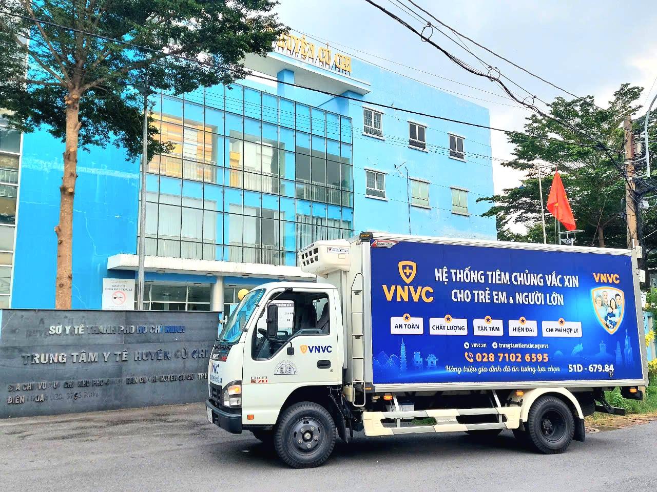 VNVC chủ lực tiêm nhiều vắc-xin sởi nhất trong ngày đầu tham gia chiến dịch của TP.HCM- Ảnh 4.