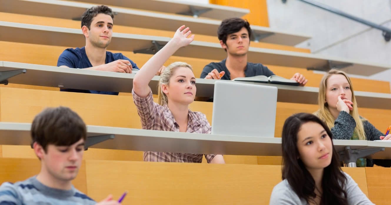 Un país donde el 80% de la población habla varios idiomas y el 95% de los jóvenes hablan inglés con fluidez.