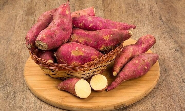 Sweet potatoes have many health benefits.