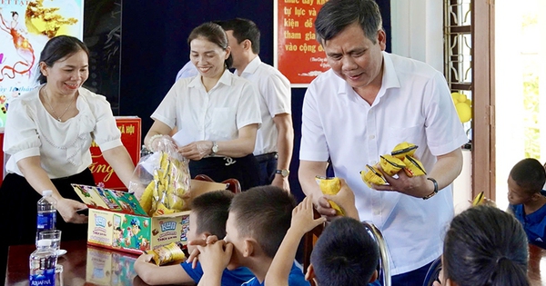 Warm Mid-Autumn Festival at educational facilities for the disabled