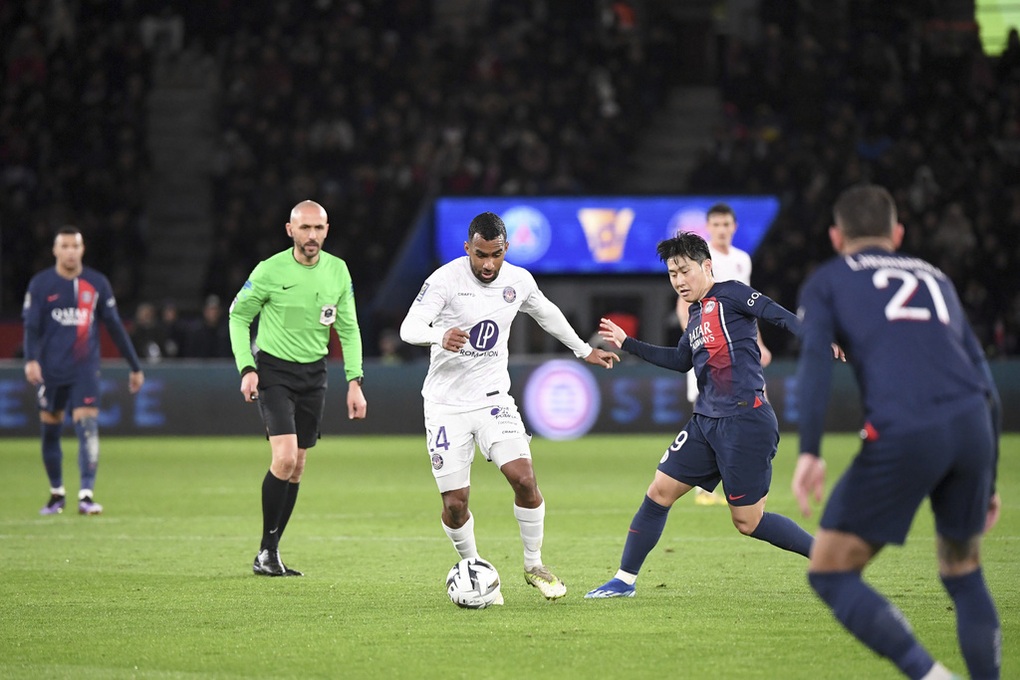 Mbappe tỏa sáng, PSG lập kỷ lục lần thứ 12 giành Siêu cúp Pháp - 1