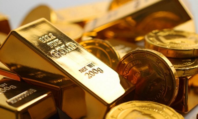 Gold prices fall for first time after 4 weeks of increase, experts predict further decline