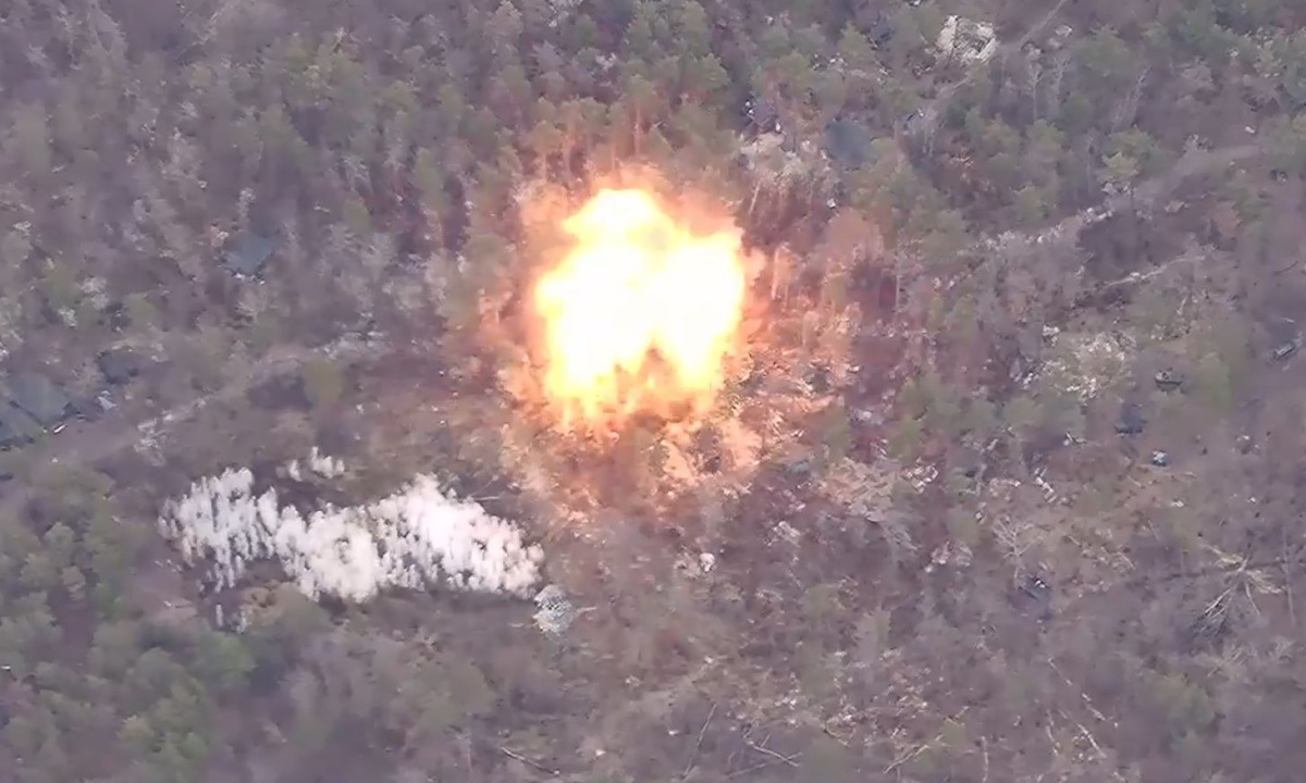 Russia posts video of Iskander missile 'attacking Ukrainian brigade'