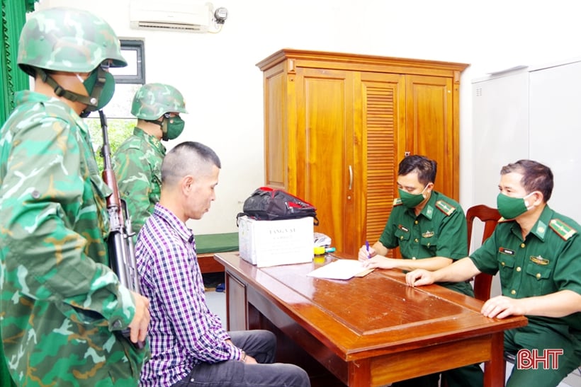 Ha Tinh Border Guard continues to make achievements on the anti-drug front