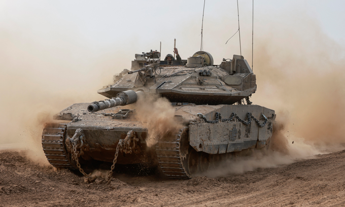 Tanques israelíes cerca de la frontera con la Franja de Gaza el 26 de febrero. Foto: AFP