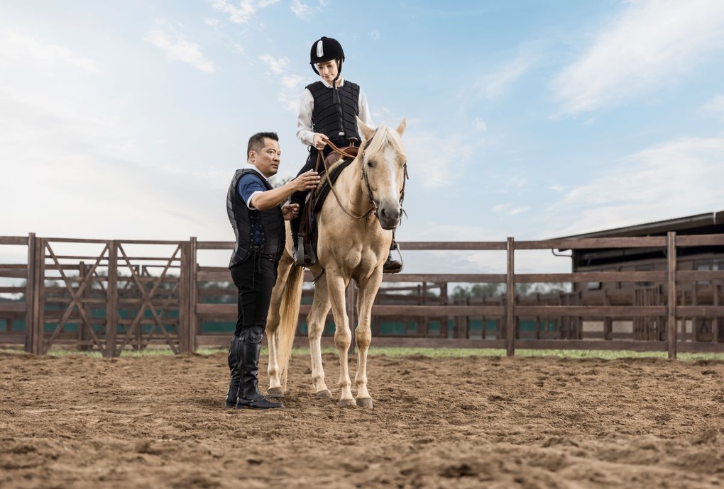 Cư dân tham gia các khóa học cưỡi ngựa tại Vinpearl Horse Academy Vũ Yên - 1