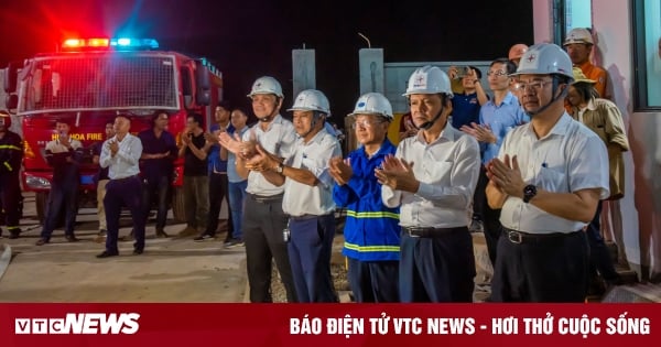 La industria eléctrica del sur trabaja durante la noche para completar proyectos energéticos clave