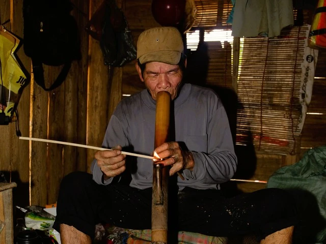 ตามล่าหาฮีโร่ : ตำนานแห่งทะเลสาบ - ภาพที่ 5 Tìm lại những anh hùng: Huyền thoại ở lòng hồ - Ảnh 5.